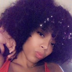 Meet your Posher, Kay-kay